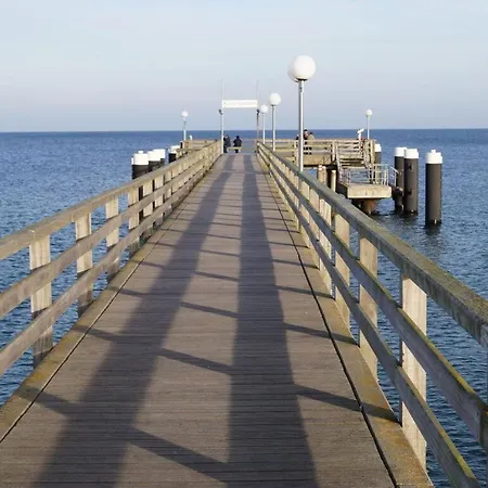 2 Am Stadtwald Modern Retreat Hébergement de vacances *